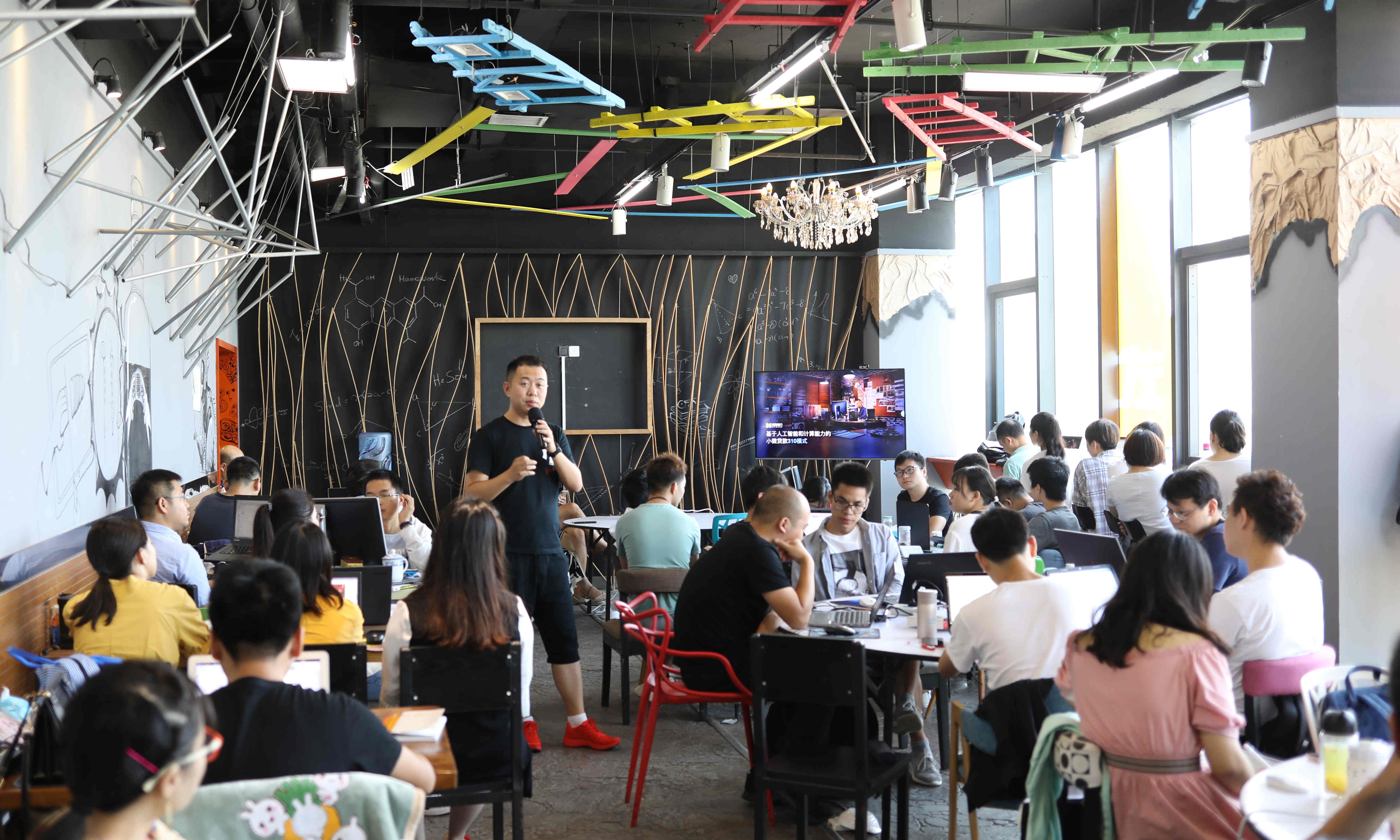 問渠哪得清如許，為有源頭活水來——支付寶通信、加油行業(yè)總經(jīng)理刀火赴高陽武漢分中心分享交流