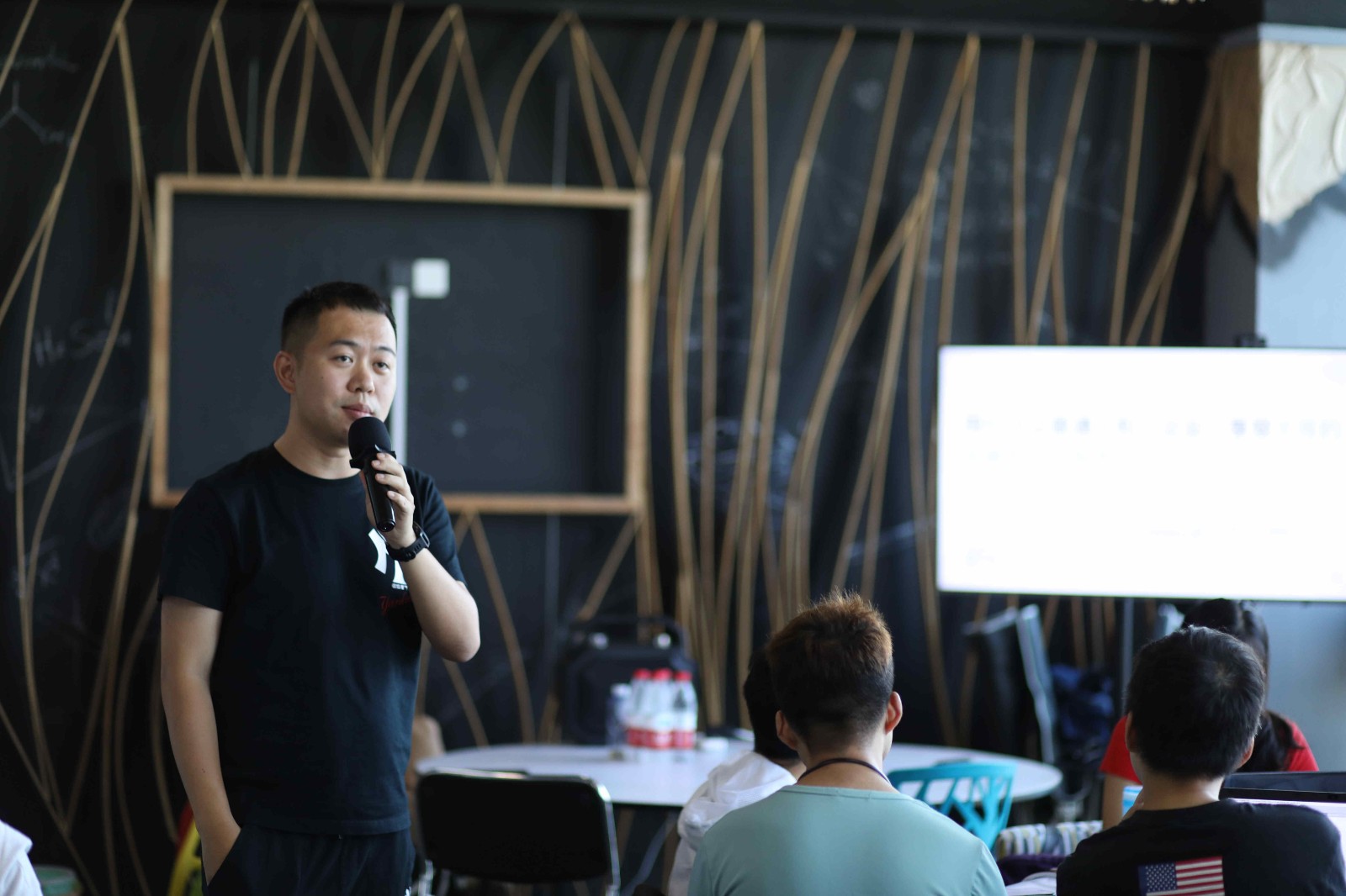 問渠哪得清如許，為有源頭活水來——支付寶通信、加油行業(yè)總經(jīng)理刀火赴高陽武漢分中心分享交流