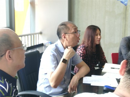 不忘初心、牢記使命，全力打造信息通信領(lǐng)域的大國(guó)重器——高鴻總經(jīng)理王芊到訪武漢分中心調(diào)研