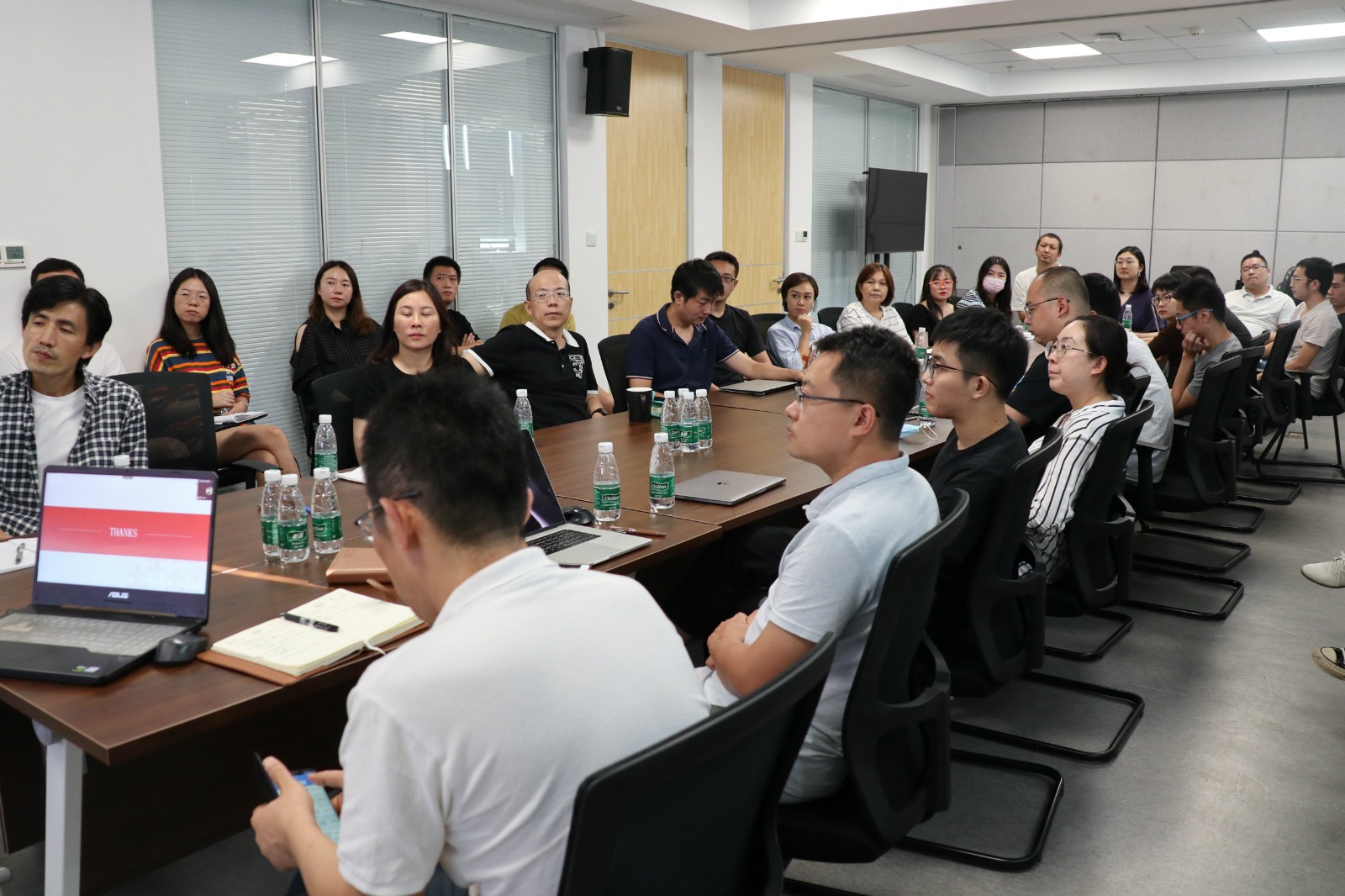 敢打硬仗，善打大仗，能打勝仗——高陽捷迅武漢分公司年中匯報會議圓滿召開